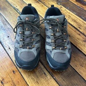 Men’s 13 wide Merrell Moab hiking Shoes - gray and black